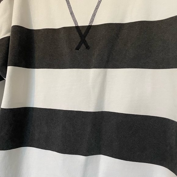 Charcoal grey and white striped sweatshirt - Picture 6 of 6